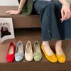 Zapatos bajos de estilo francés con lazo para mujer, nuevos mocasines de suela blanda para primavera y otoño 2026 para combinar con faldas, zapatos planos estilo hada