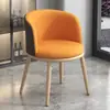 Silla de respaldo casual minimalista moderna de lujo ligero silla para el hogar balcón recepción oficina silla de comedor para té con leche silla de ocio