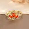 Anillo de Hoja de Arce con Circonita Roja de Nuevo Estilo Transfronterizo para Mujer, Lujo Ligero, Dulce y Único, Gama Alta, Exquisito, Anillo Abierto Versátil
