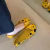 Primeiro Encontro com a Temporada: Sapatos Rasos Redondos Estilo Retrô com Bolinhas para Mulheres, Design Raso Slip-On com Patchwork