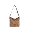 Bolso tote nuevo estilo francés 2026, versátil y moderno, gran capacidad, adecuado para el uso diario, sensación de alta gama, bolso de hombro, bolso cruzado para mujer