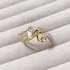 Oferta Especial Nuevo Anillo de Mariposa de Acero de Titanio de Alta Calidad con Conservación de Color Moda para Mujer Anillo Irregular para el Dedo Índice Joyería