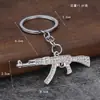 Suprimento Transfronteiriço Punk Hip-Hop Chaveiro de Submetralhadora Totalmente Cravejado de Diamantes Pingente de Arma Ak Personalizado Criativo Joias Atacado para Homens e Mulheres
