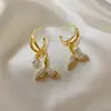 Brincos de Pérola e Zircônia Estilo Retro Coreano Cauda de Peixe Estilo Frio Estiloso Simples Elegante Elegante Fada
