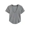 Camiseta Sexy Slimming de Verão Estilo Europeu e Americano com Gola Redonda Grande e Barra Irregular Curva, Top Justo de Manga Curta
