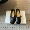 2026 Primavera/Otoño Nuevos Mocasines Suaves de Piel de Cordero con Lazo Estilo Rollo de Huevo Cómodos de Corte Bajo Versátiles No Cansan los Pies Mocasines de Suela Suave