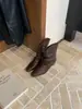 Botas de tornozelo plataforma femininas para aumentar a altura, temporada primavera/outono 2026, bico fino, adequadas para saias, botas de salto alto slim-fit