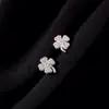 Pendientes de Trébol de Cuatro Hojas Completos de Diamante para Mujer Verano Nuevo Diseño de Nicho Pendientes de Celebridad de Internet Douyin Kuaishou Pendientes en Vivo Venta al por Mayor
