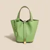 Bolso Canasta de Piel de Vaca de Primera Capa Clásico, Bolso Cubo de Piel Genuina de Lujo Ligero y de Gama Alta, Bolso de Mano de Moda Transfronteriza y Versátil