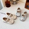 Zapatos de Princesa para Niñas 2025 Primavera y Otoño Nuevo Diseño para Niñas Perla Lindo Moño Zapatos Pequeños de Cuero