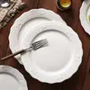 Prato de lanche em relevo estilo europeu Jane prato de cerâmica da corte prato para comida ocidental prato de casa prato criativo de renda prato de bolo