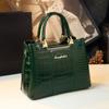 Bolsa Maternidade de Couro de Crocodilo Sensível à Pressão de Alto Padrão 2026, Nova Bolsa de Ombro Estilosa e Elegante para Mulheres de Meia-Idade, Bolsa de Mão para Mulheres