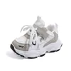 Zapatillas Deportivas para Niños 2026 Primavera y Otoño Nuevo Estilo Zapatos Tipo Papá para Niñas Zapatos Casuales de Running para Niños Suela Suave para Bebé Zapatos Blancos