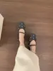 Sapatos Mary Jane estilo francês, com aumento de altura, de tira única, com enfeites de strass, apresentando design forrado com fleece, perfeitos para uso diário versátil e proporcionando calor
