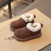 Botas de Algodón para Niñas Otoño e Invierno 2026 Modelo Nuevo Zapatos Resistentes al Frío para Niños Mayores, Botas de Cuero Forradas de Felpa Versátiles de Moda para Uso en Exteriores