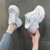 Chinelos Femininos Fechados com Salto Embutido 2023 Verão Novos Meia-Chinelos Plataforma de Tela Salto Alto para Usar na Rua