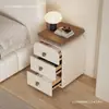 Mesita de Noche Pequeña de Madera Maciza para Dormitorio del Hogar 2026 Nuevo Estilo Vintage Ultra Estrecho Crema Moderno Minimalista Gabinete de Almacenamiento