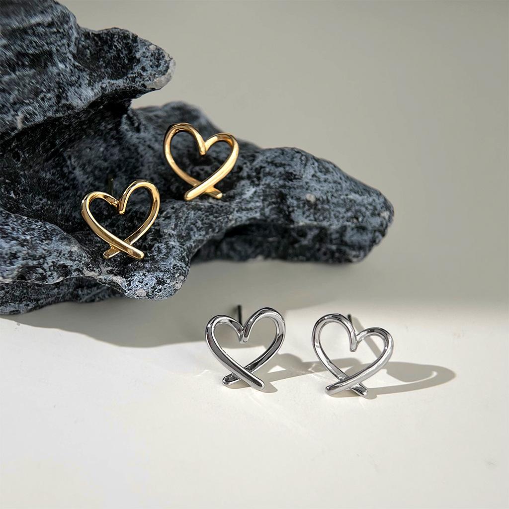 耳语_0000s_0004_组 29.jpg