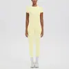 Nueva camiseta de manga corta ajustada de secado rápido con cuello redondo y pantalones deportivos de yoga de cintura alta para mujer, conjunto para correr y fitness al aire libre