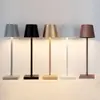 Lâmpada de mesa LED retro de metal transfronteiriça criativa para bar café mesa bar lâmpada de carregamento toque decoração luz noturna