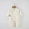 Envío Gratis Ropa de Mariposa para Recién Nacidos Tipo A de Algodón Puro Estilo para Todo el Año 0-6 Meses Mono para Bebé Pantalones Harem para Bebé Recién Nacido