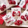 Pinza para el pelo de terciopelo con lazo para el Año Nuevo de niños coreanos para niñas, letras bordadas lindas, pasador festivo rojo brillante, pinza de saludo de Año Nuevo