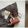 Bolso Pequeño Versátil de Concha de Moda para Mujer 2025 Primavera Nuevo Bolso de Mujer Transfronterizo Bolso de Mano de Comercio Exterior Bolso Bandolera de un Solo Hombro