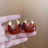 Pendientes de botón geométricos de resina marrón con aceite de gota de aguja plateada, pendientes elegantes retro franceses, pendientes elegantes de lujo ligero, venta al por mayor de fábrica