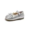 Zapatos de Princesa Estilo Coreano para Niñas 2025 Primavera y Otoño Planos con Encaje y Moño Estilo Bosque Versátiles Zapatos Pequeños de Piel Planos para Bebé Modernos