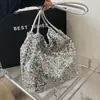 Bolsa de Hombro Cruzada 2026 Primavera Nuevo Estilo Textura Simple de Alta Gama Diseño de Nicho para Mujer Bolso de Hombro Debajo del Brazo Bolso Cubo