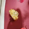 Anel de Ouro Vietnamita para Cruzamento de Fronteiras, Cluster Floral Estilo Palácio com Diamantes, Anel de Margarida para Mulheres, Joia de Luxo Leve de Alto Padrão