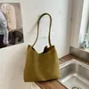 Bolso Cubo de Mujer para Viajes Cotidianos 2026 Nueva Colección Otoño Gama Alta Nicho Textura Tejida Bolso de Hombro Bolso Tote de Gran Capacidad