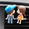 Carro de entrega de peça única decoração de saída de ar clipe de perfume casal clipe de aromaterapia com incrustação de diamante desenho animado fofo acessórios de carro feminino