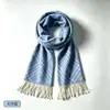 Bufanda Jacquard Gruesa Nueva Otoño/Invierno 2026 para Mujer, Chal Cálido de Imitación Cachemir, Patrón de Oso de Lujo Ligero de Alta Gama, Adecuado para Hombres