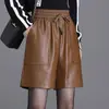 Outono de 2026 Novo Shorts Casual de Cintura Alta Elástica Moda Calças Boot Wide-Leg Shorts de Couro PU para Mulheres