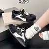 Zapatos de entrenamiento alemanes de estilo retro con cordones, de piel auténtica para mujer, modelo nuevo de otoño 2026, zapatillas deportivas casual versátiles