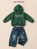 Nuevo conjunto de camiseta básica de manga larga y pantalones largos casuales para primavera y otoño para bebés niñas, un elegante atuendo de dos piezas para niños.