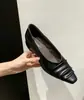 ¡Aumento de 5 cm en la altura interior! Zapatos planos estilo "old money" francés para otoño e invierno, de suela blanda, versátiles y elegantes tacones altos plisados para mujer
