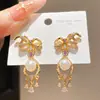Brincos de Prata Banhados a Ouro Real 18k com Agulha de Prata Zircônia Laço Pérola Stud Brincos de Nicho High-End Leve Luxo Exquisite Acessórios para Orelha