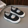 Nuevos zapatos casuales de lona para bebé de niño y niña, primavera y otoño, suela suave, velcro, zapatos para niños, transpirables, antideslizantes, verano