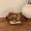 Bolsa de Axila para Mulheres 2025 Nova Outono e Inverno Moda Retrô Bolsa de Ombro de Alta Qualidade Versátil para o Dia a Dia Bolsa Transversal