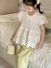Camiseta de Niña Pez Rojo Pequeño Verano 2026 Nueva Moda Top de Manga Corta a la Moda para Niños Verano Delgado Camisa de Muñeca Atuendo Familiar a Juego