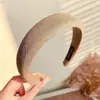 Diadema de peluche de oso de dibujos animados súper linda para niñas, especialmente diseñada para tomar fotos y lavarse la cara, diadema de maquillaje con diseño de corona alta, accesorio para el cabello