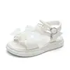 Sandalias de Perlas y Moño de Moda para Niñas 2026 Verano Nuevo Estilo Zapatos de Princesa para Niñas Sandalias Versátiles de Suela Suave para Niños