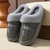 Chinelos de algodão extra grandes masculinos para aquecer a casa, adequados para meia-idade e idosos, superfície de couro impermeável de inverno, chinelos de algodão para exportação para uso externo