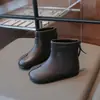 Botines retro para niña, Botines Martin sencillos de estilo británico, Nueva colección otoño 2026, Botines de cuero de moda con suela blanda, Botines de tobillo estilo coreano