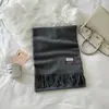Cachecol de Comércio Exterior Cor Sólida Feminino Imitação de Caxemira Outono e Inverno Novo Cachecol Quente de Comprimento Médio Grande Xale Atacado