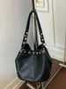 Bolso tipo cubo de gran capacidad para mujer con un toque de alta gama, bolso tote para el trabajo, nuevo 2026, bolso de hombro/axila simple vintage, transfronterizo