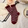 Calcetines de Lana para Mujer, Calcetines de Media Pantorrilla con Dibujos de Animales, Calcetines Holgados Dulces y Lindos, Engrosados para Invierno, Calcetines Cálidos de Borgoña