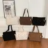 Bolsa de Hombro de Pana de Gran Capacidad Nueva de Verano 2026 para Estudiantes Femeninas que Asisten a Clase y Van al Trabajo, Bolso de Mano/Hombro